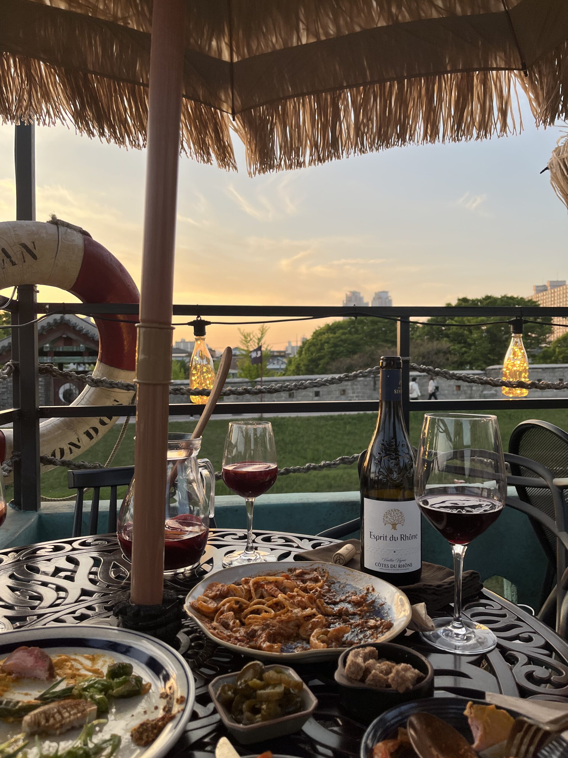 행궁동 저녁 데이트 풍경